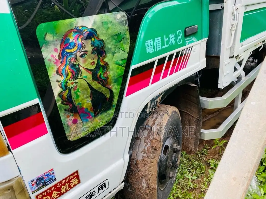 Isuzu NKR 1997 Lorry (Used)