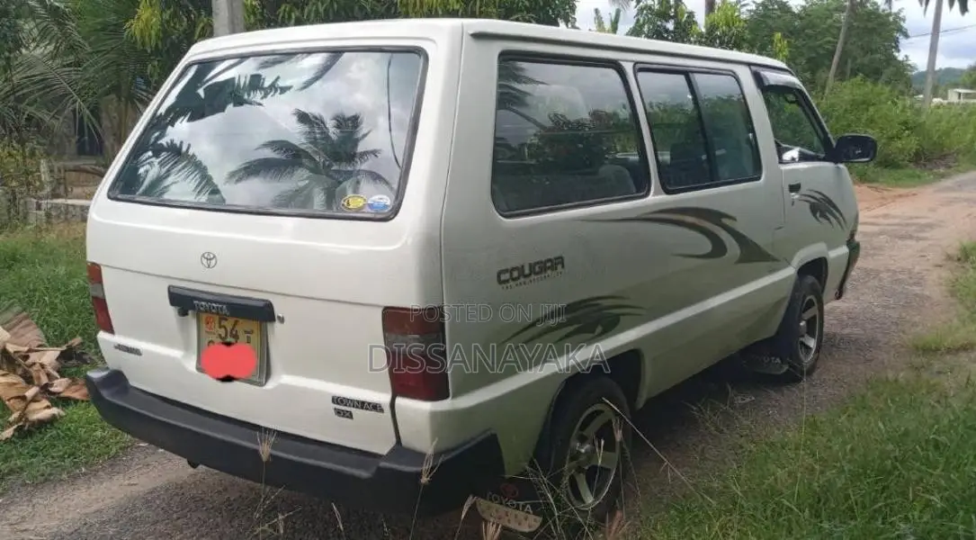 Toyota Townace CR27 1990 Van (Used)