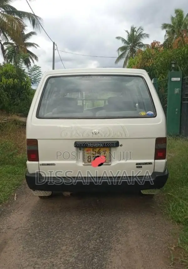 Toyota Townace CR27 1990 Van (Used)