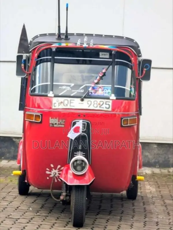 Bajaj RE 2 Stroke 2006 Three Wheel (Used)