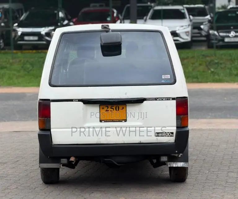 Nissan Vanette C22 1993 Van (Used)
