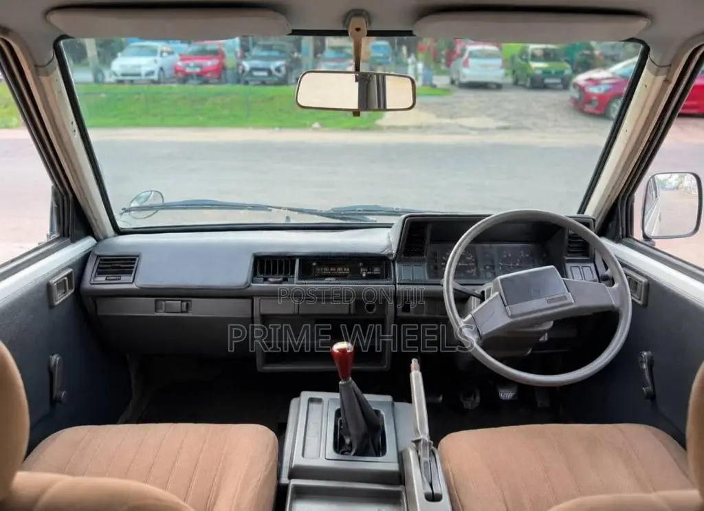 Nissan Vanette C22 1993 Van (Used)