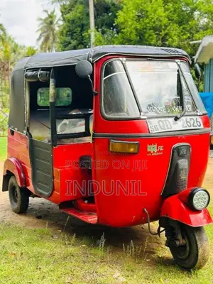 Bajaj RE 2 Stroke 2009 Three Wheel (Used)