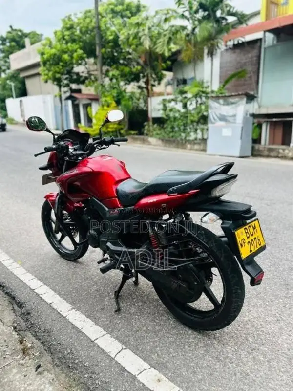 Hero Hunk 2015 Motorbike Unregistered (Recondition)