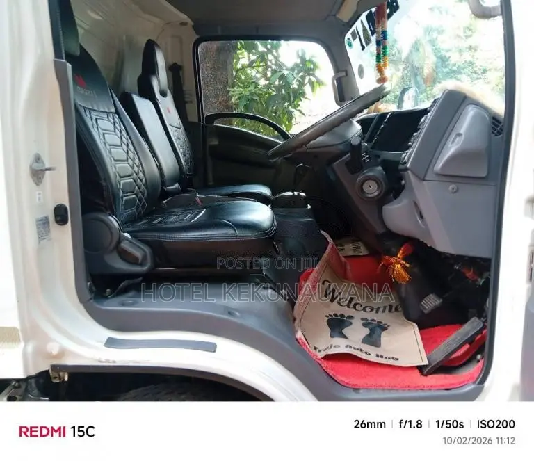 Isuzu ELF 2013 Lorry (Used)