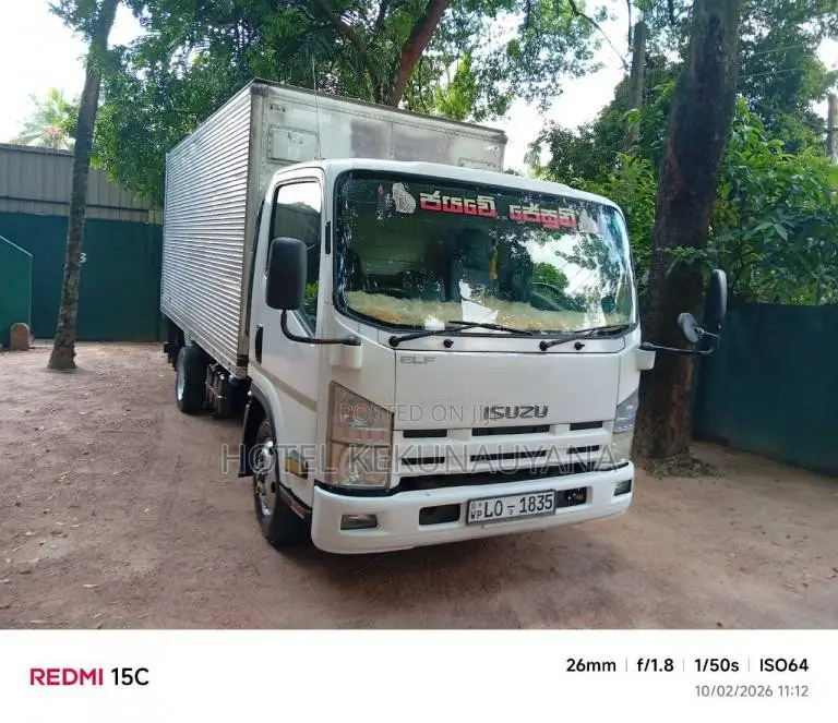 Isuzu ELF 2013 Lorry (Used)