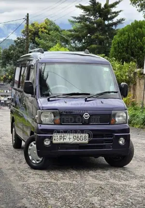Nissan Clipper 2011 Van (Used)