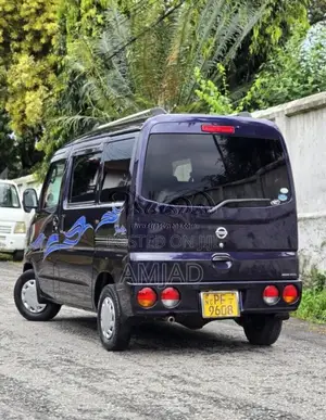 Nissan Clipper 2011 Van (Used)