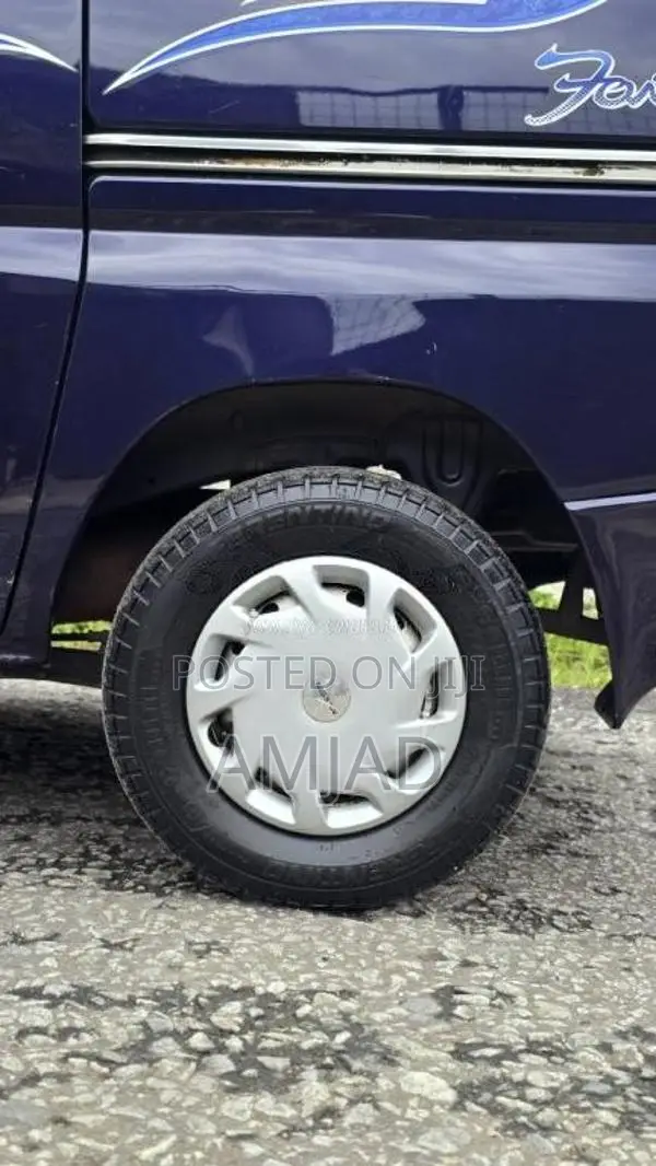 Nissan Clipper 2011 Van (Used)