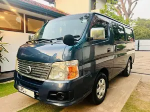 Nissan E25 2007 Van (Used)