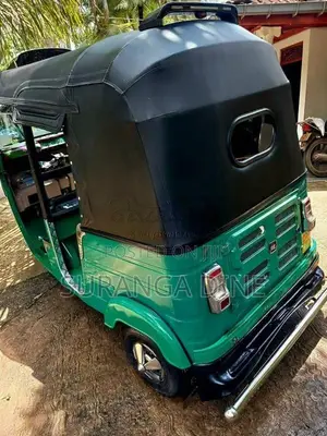 Bajaj 4 stroke 2016 Three Wheel (Used)