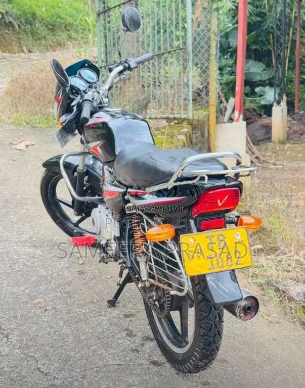 Bajaj CT-100 2007 Motorbike (Used)