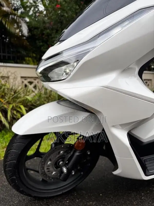 Honda Pcx 160 2026 Motorbike Brand New