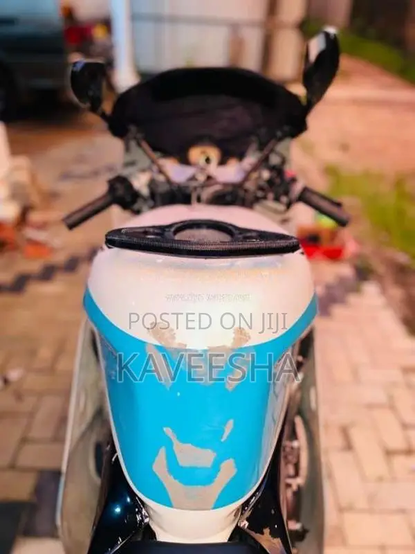 Honda CBR 2006 Motorbike (Used)