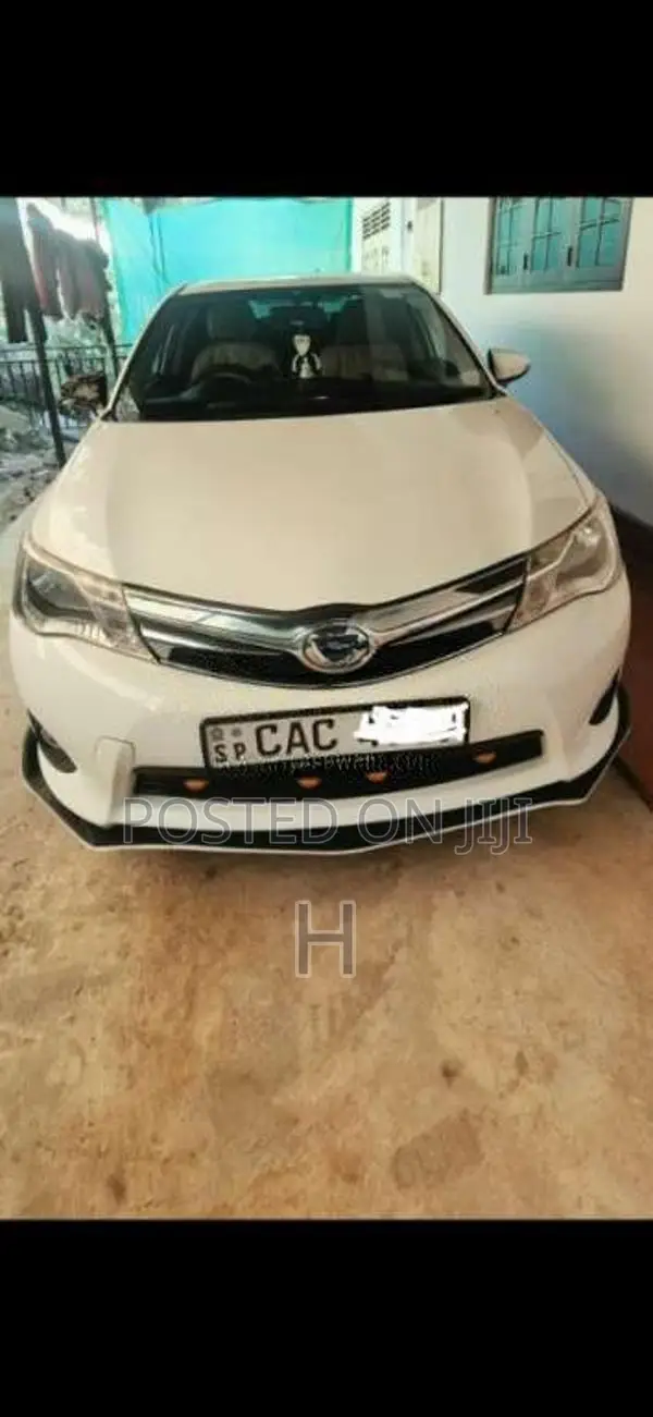 Toyota Axio 2014 Car (Used)