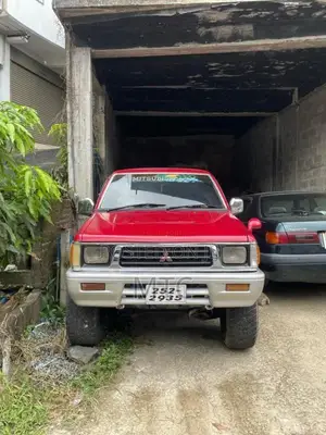Mitsubishi L200 Strada 1994 Pickup (Used)