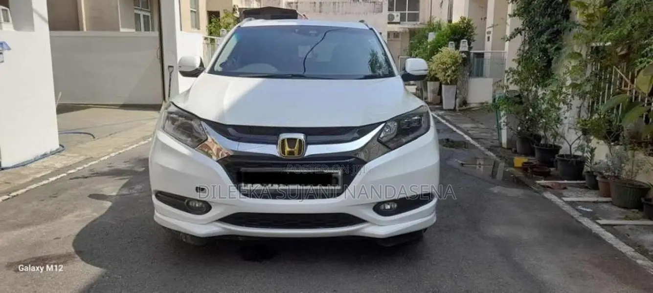 Honda Vezel 2014 SUV (Used)