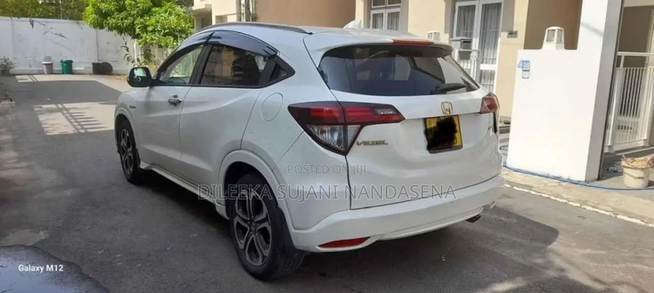 Honda Vezel 2014 SUV (Used)