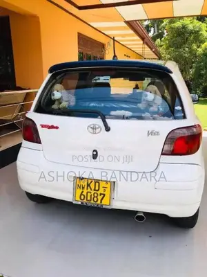 Toyota Vitz 2003 Car (Used)