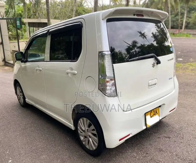 Suzuki Wagon R FZ Safety 2015 Car (Used)
