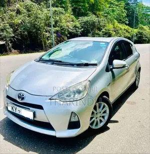 Toyota Aqua 2012 Car (Used)