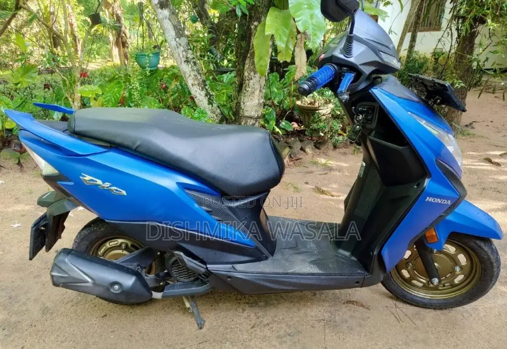 Honda Dio DLX 2025 Motorbike (Used)