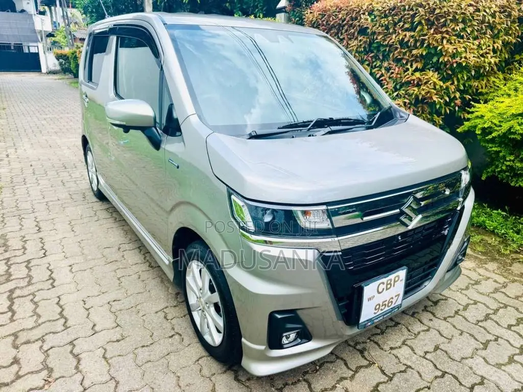 Suzuki Wagon R Custom ZX 2025 Car (Used)