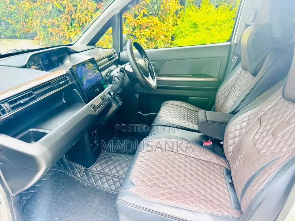 Suzuki Wagon R Custom ZX 2025 Car (Used)