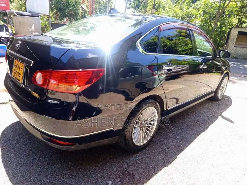Nissan Bluebird Sylpi 2008 Car (Used)