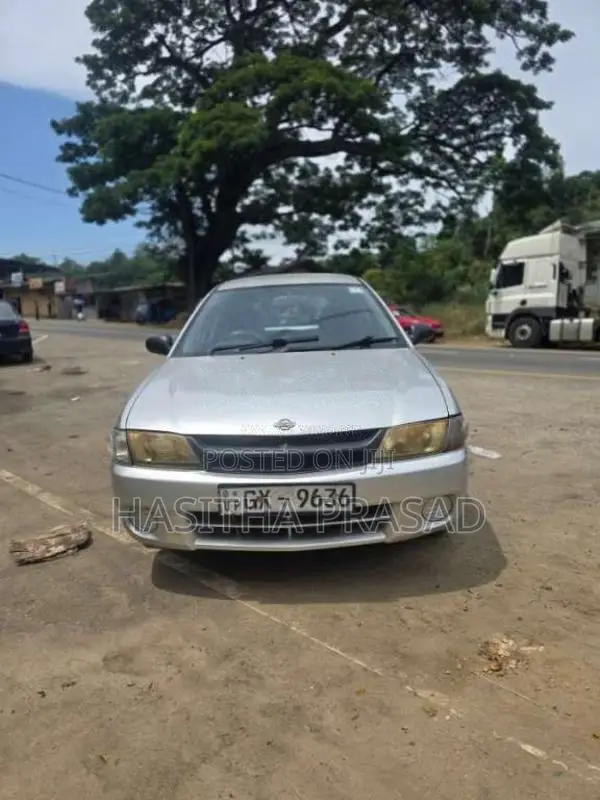 Nissan Y11 2002 Car (Used)