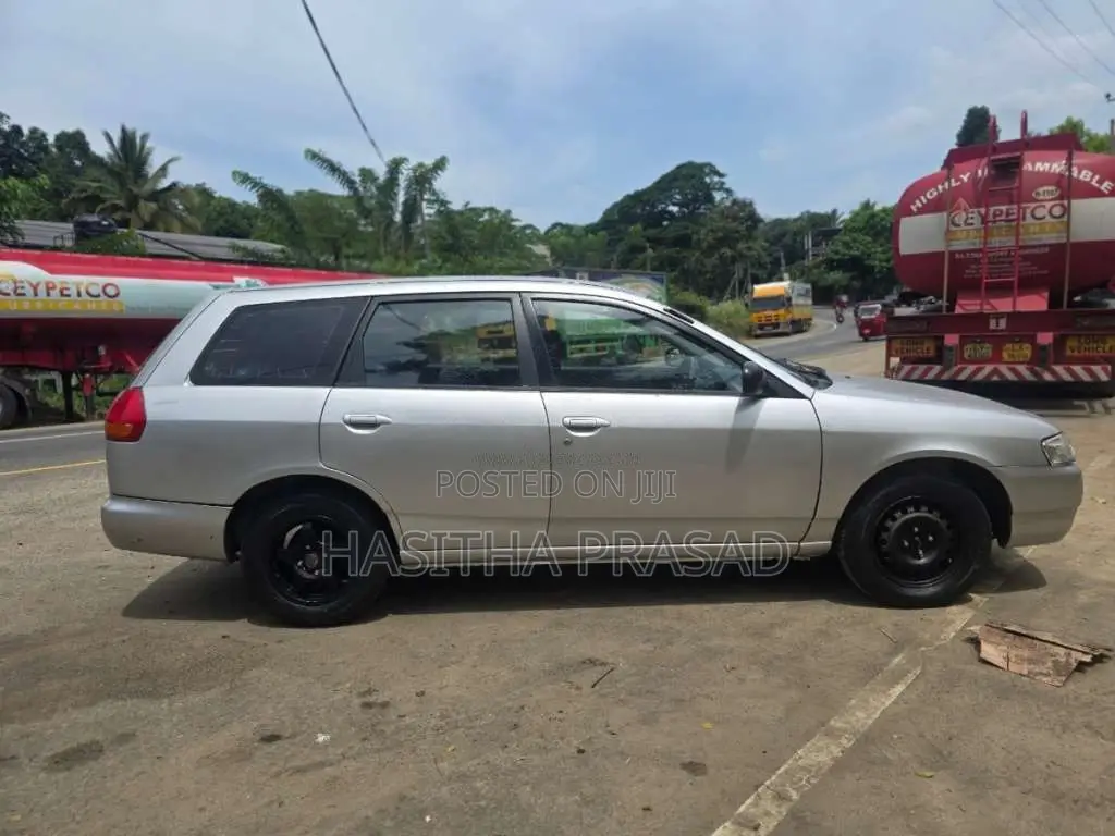 Nissan Y11 2002 Car (Used)