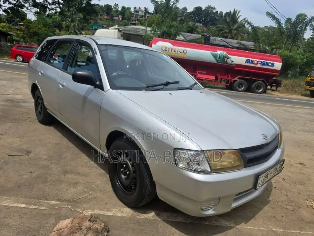 Nissan Y11 2002 Car (Used)