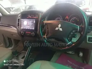 Mitsubishi MONTERO DHD GLS 2015 SUV (Used)