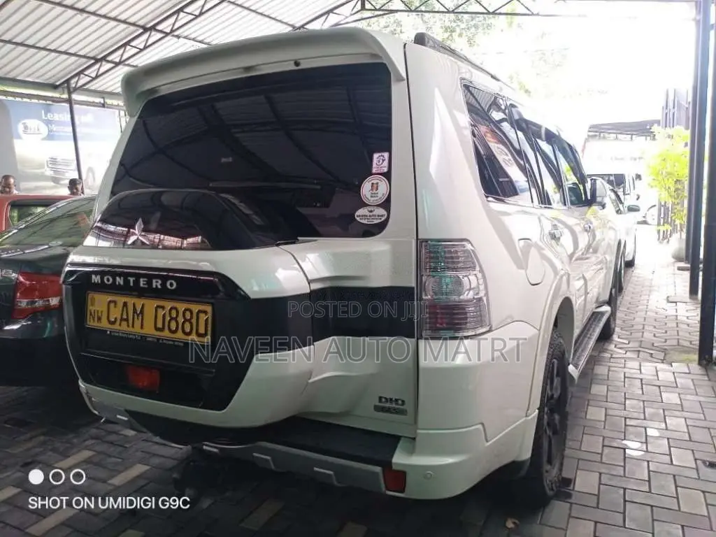 Mitsubishi MONTERO DHD GLS 2015 SUV (Used)