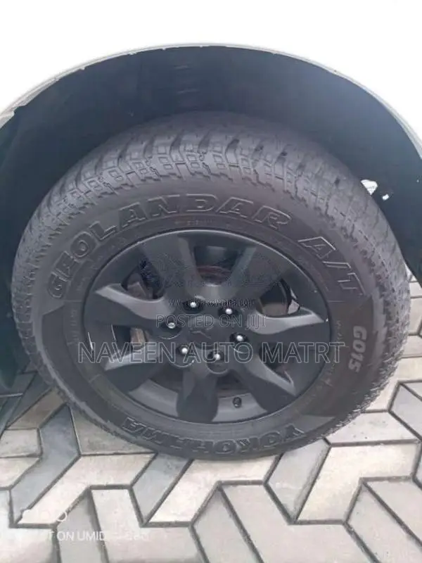 Mitsubishi MONTERO DHD GLS 2015 SUV (Used)
