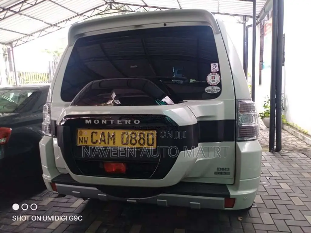 Mitsubishi MONTERO DHD GLS 2015 SUV (Used)