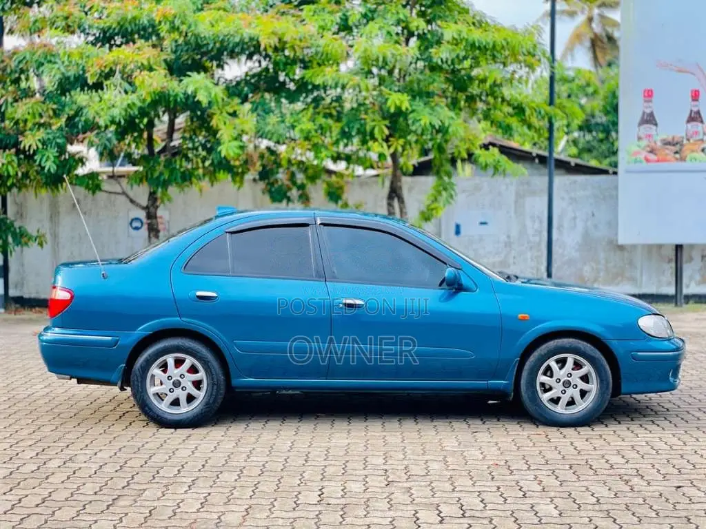 Nissan N16 Sunny Super Saloon 2000 Car (Used)