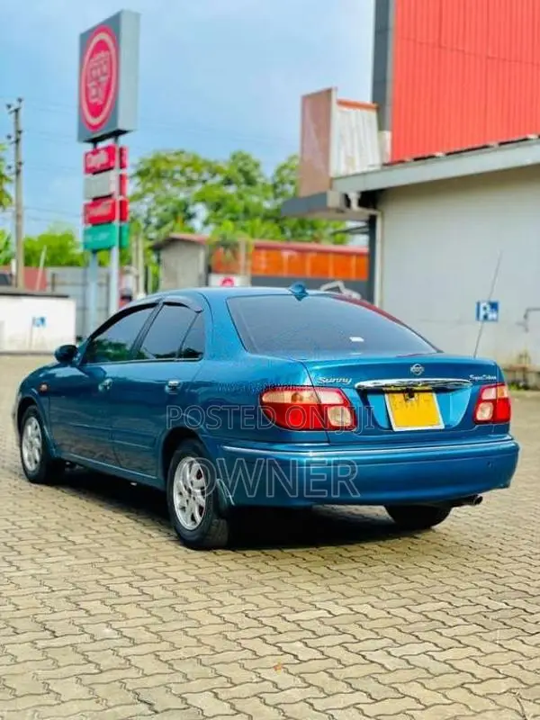 Nissan N16 Sunny Super Saloon 2000 Car (Used)