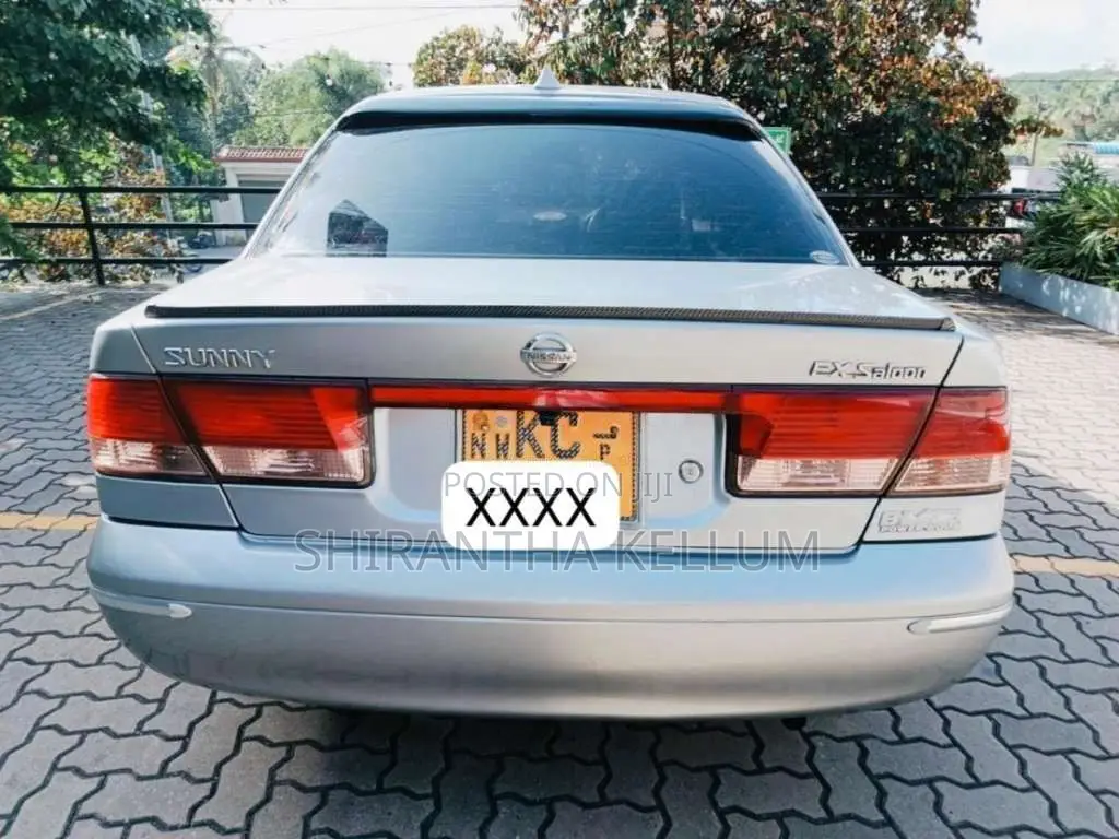 Nissan FB15 2003 Car (Used)