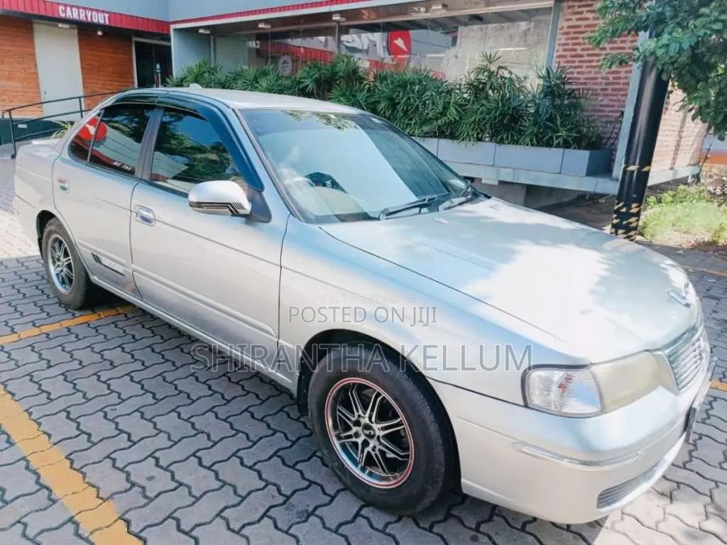 Nissan FB15 2003 Car (Used)