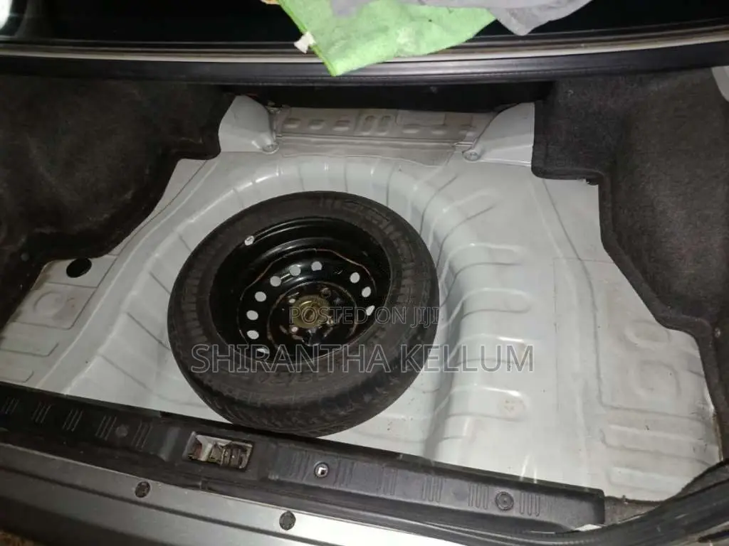 Nissan FB15 2003 Car (Used)