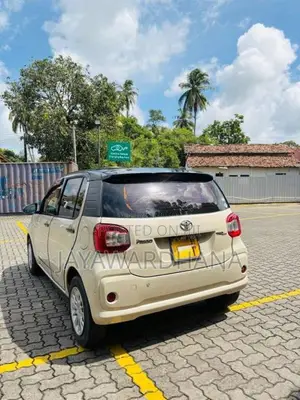 Toyota Passo 2016 Car (Used)
