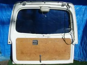 Nissan Mazda Vanette Dicky Door