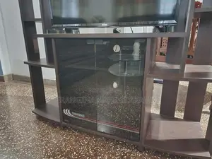 DAMRO TV Stand