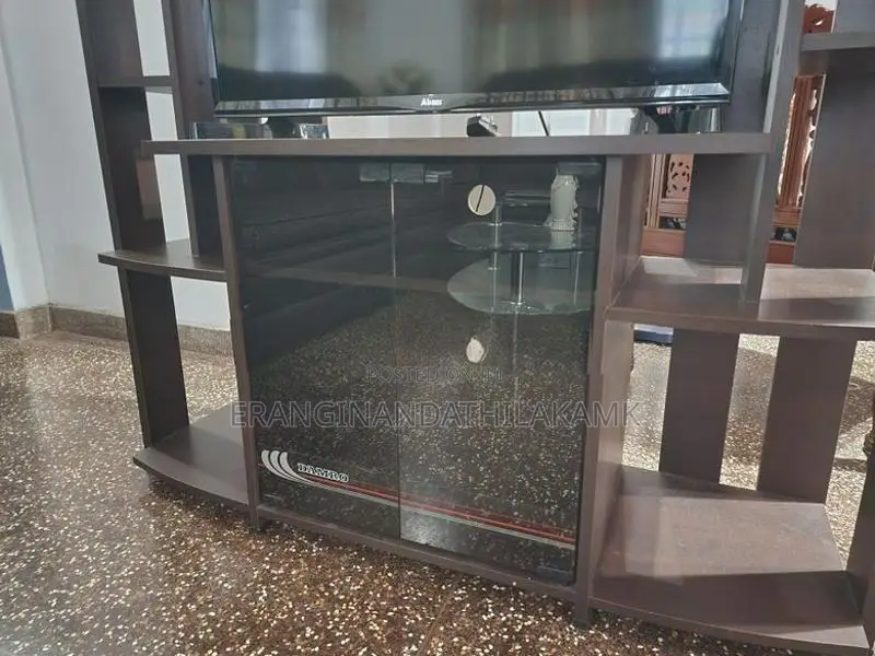 DAMRO TV Stand