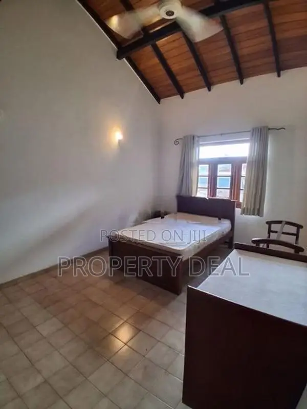 Fully Furnished 2-Bedroom House For Sale - Pelawatta PDH404 In Colombo
