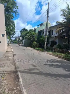 Fully Furnished 2-Bedroom House For Sale - Pelawatta PDH404 In Colombo