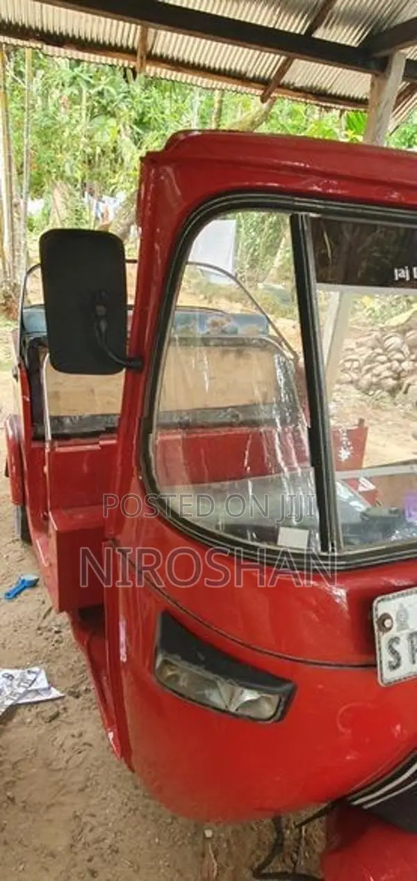 Bajaj RE 2007