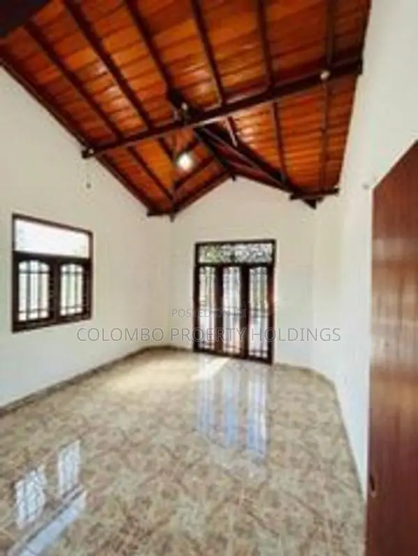 Two Storied House For Sale In Kalalgoda Talawathugoda [ 266 H ]