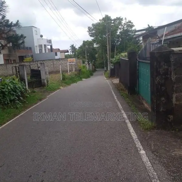 Land for Sale in Walawwatta, Gampaha